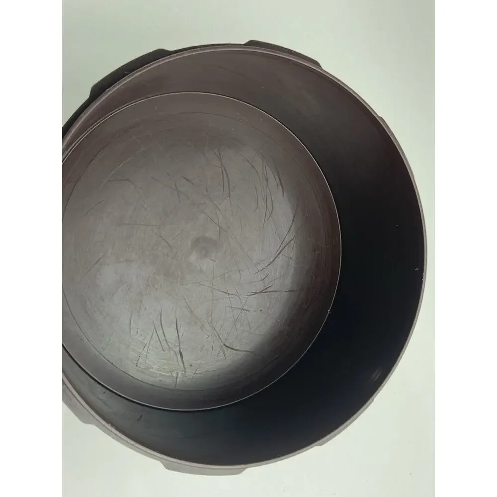 Tupperware Brown 8